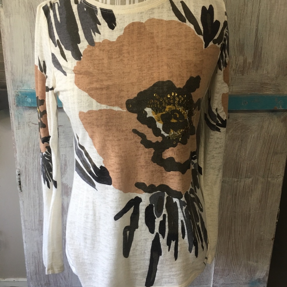 Gorgeous long sleeve tee